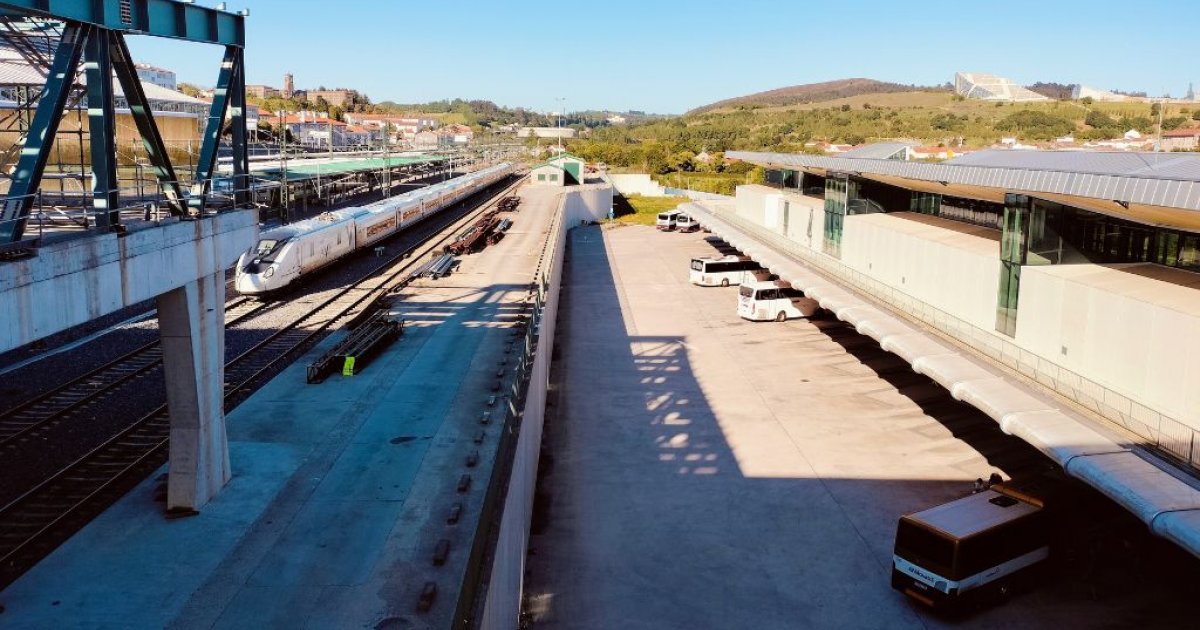 Décima xornada de folga nos buses da Coruña á espera de que a mediación a free antes dos paros dos trens