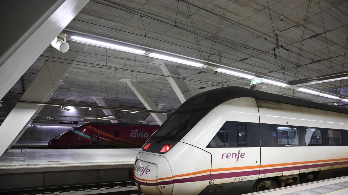 Renfe avanza a Rueda que confía en restablecer os trens en Vigo «posiblemente esta fin de semana»