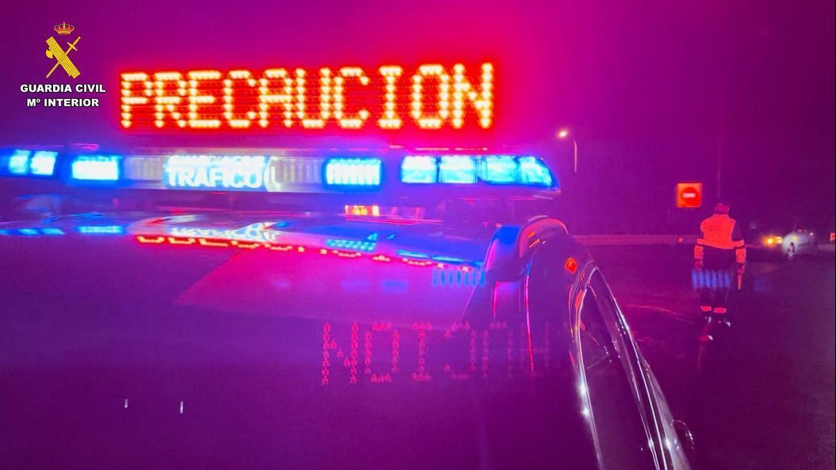 Interceptado tras circular ebrio e en sentido contrario pola autovía das Pontes