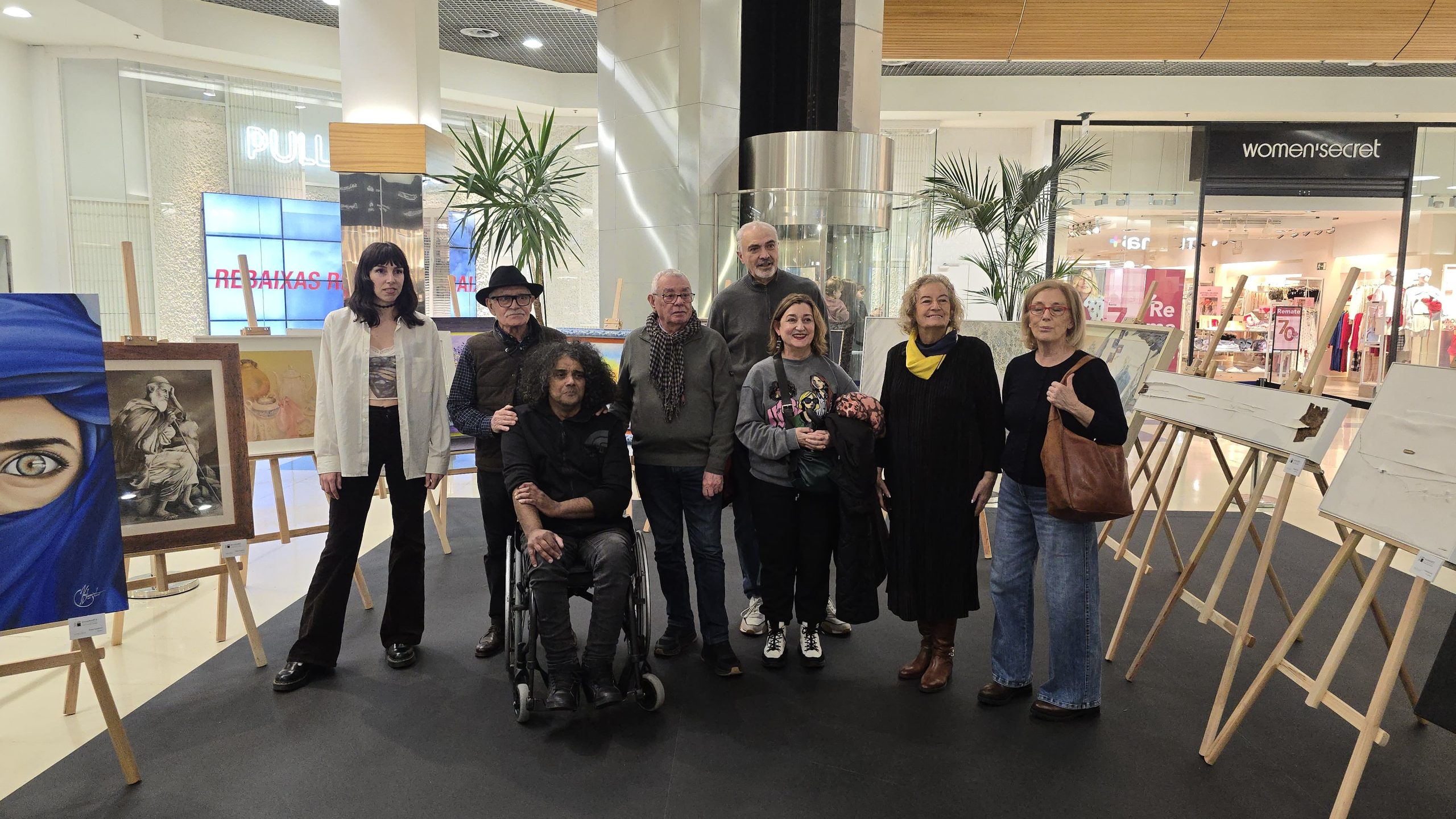 Exposición colectiva no Centro Comercial Ponte Vella