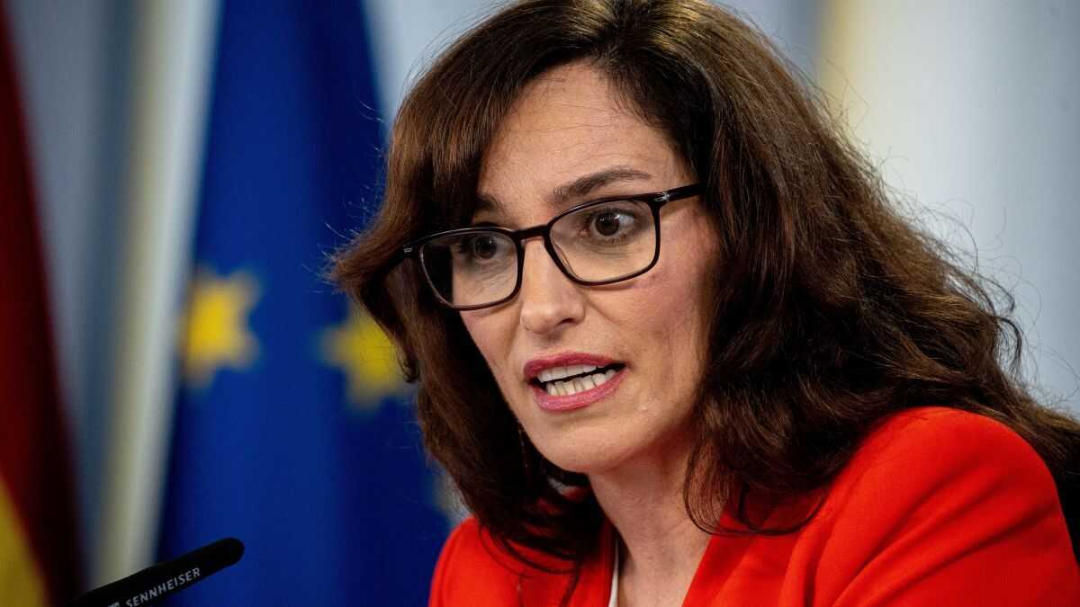 O Goberno estatal aproba limitar a externaliación á sanidade privada