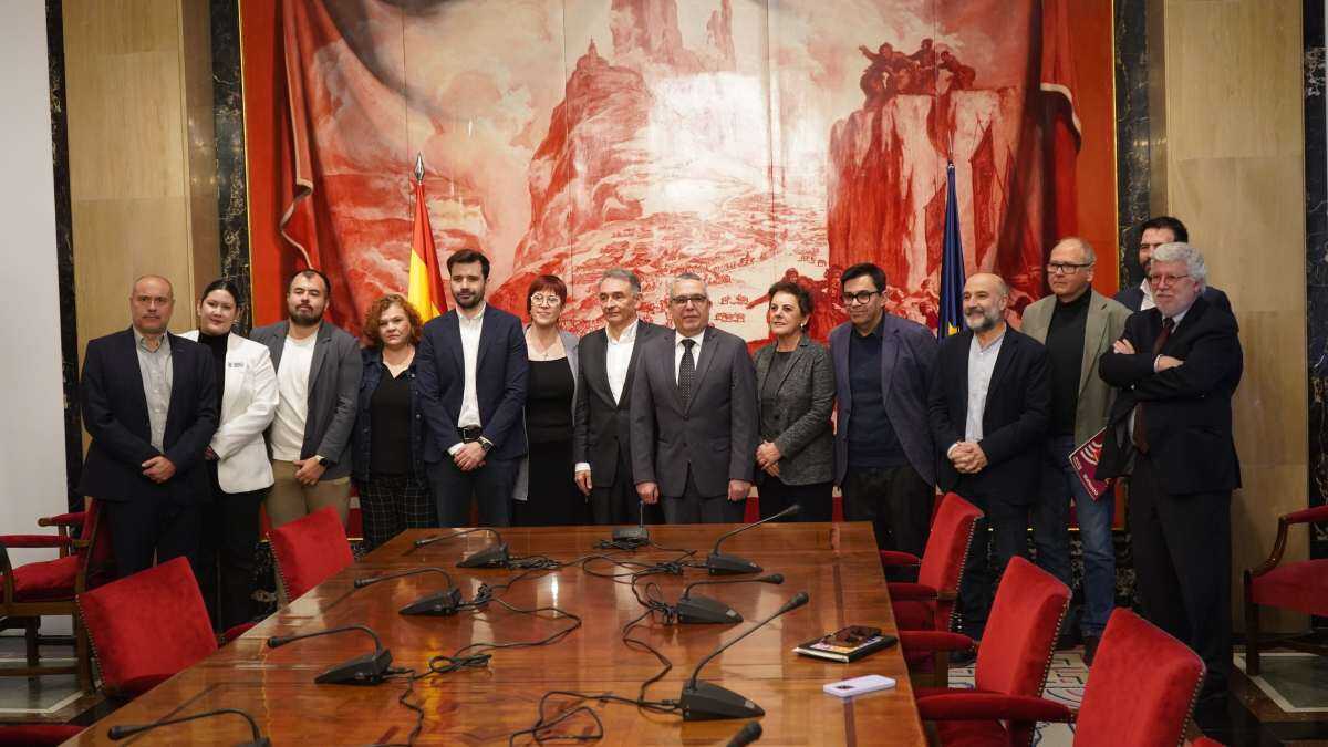 BNG, Sumar, Podemos, ERC, Bildu, Compromís e Coalición Canaria instan o Goberno español a esixir a EEUU que levante o bloqueo a Cuba