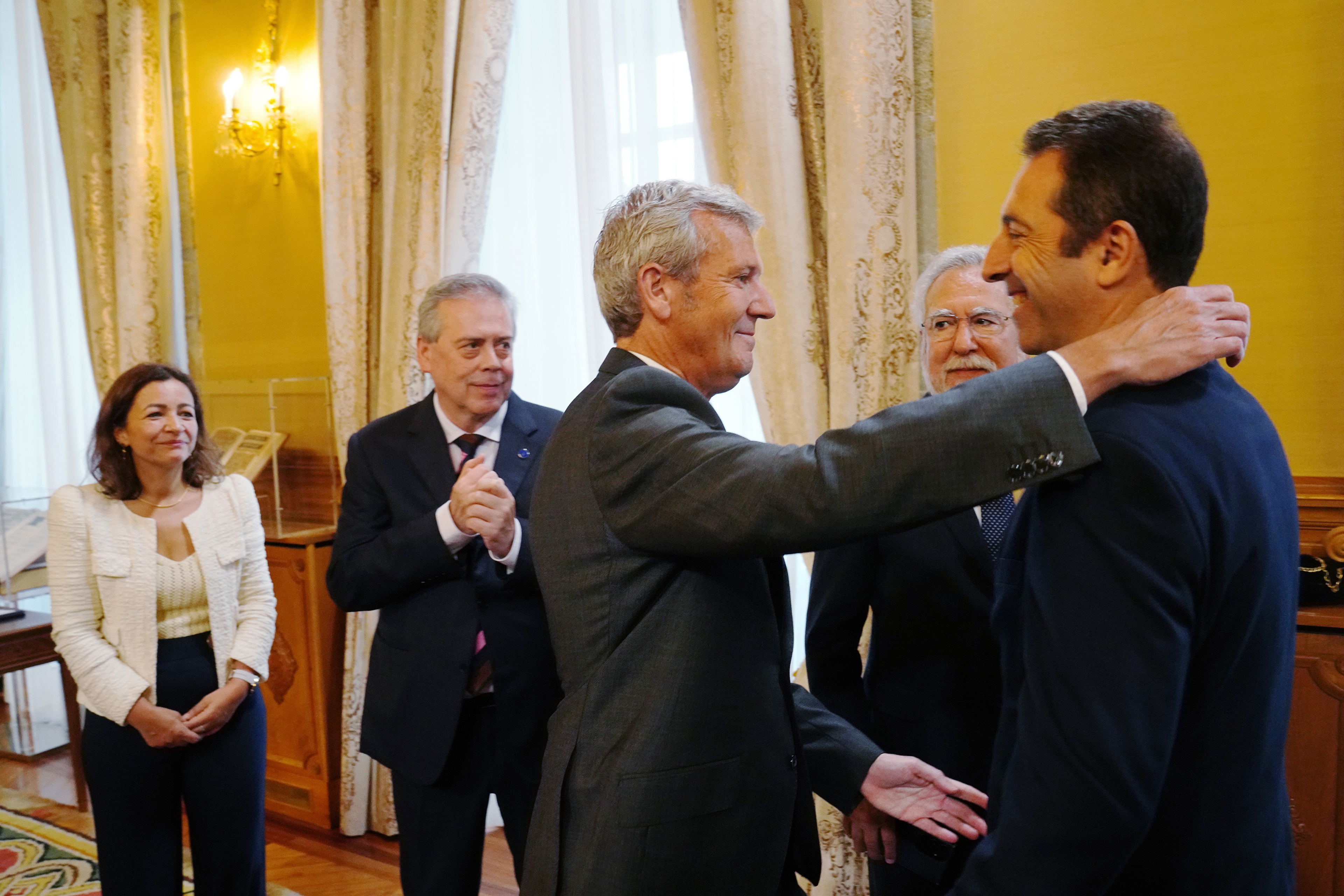 Roda repescará ao ex-conselleiro acusado e exculpado de abuso sexual por Pomba Lago se el pídeo