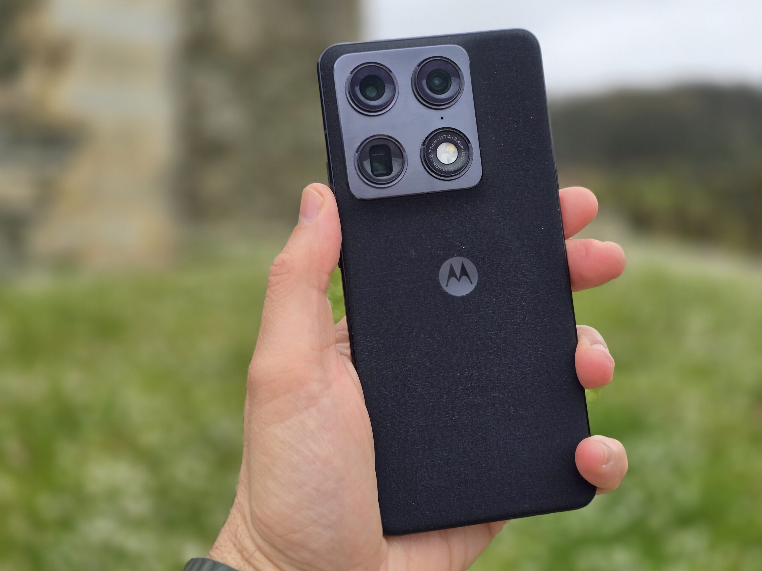 Analizamos o Motorola Signatura, toda unha declaracións de intencións de Motorola