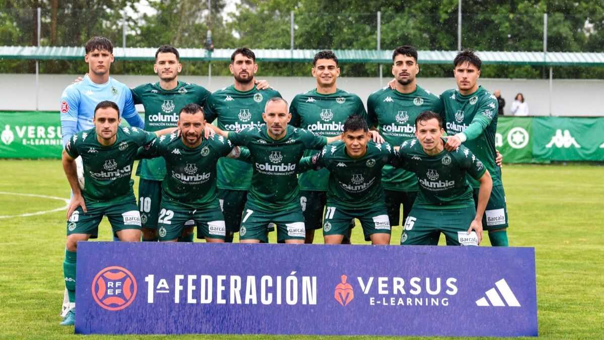 Os futbolistas do Arenteiro denuncian que levan tres meses sen cobrar os seus soldos