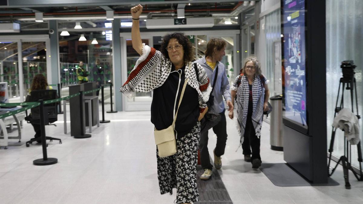 O asalto israelí reduce a Flotilla a tres barcos: unha avogada residente en Compostela, a única galega que segue rumbo a Gaza