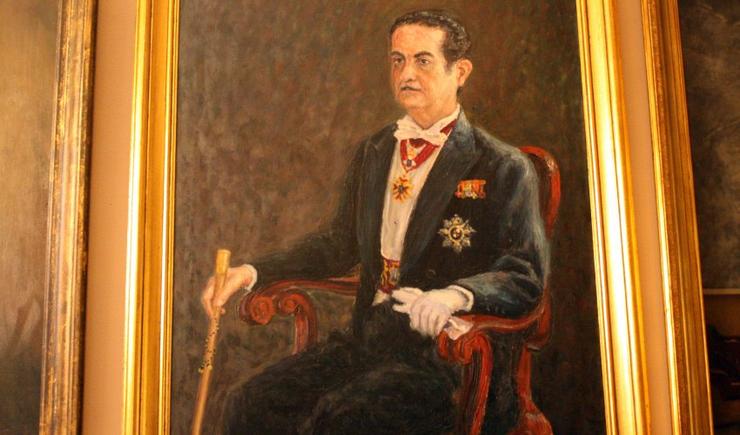 A CRMH convoca un acto reivindicativo en María Pita para “descolgar” os retratos franquistas da cidade
