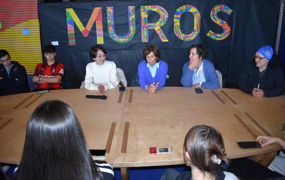 Muros, a única administración que loita contra o consumismo do Black Friday