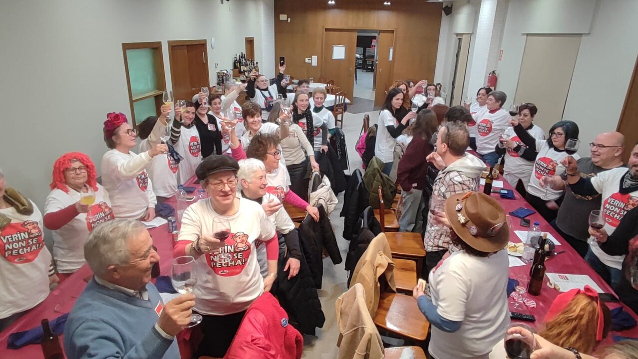 LA IMAGEN DE ... | Un espíritu, el del "Verín Non Se Pecha", muy vivo