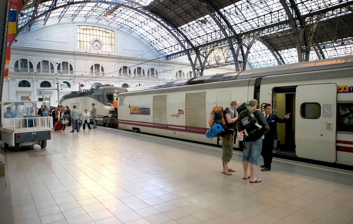 Sabes que descontos hai no interrail para viaxar en tren por 33 países europeos?