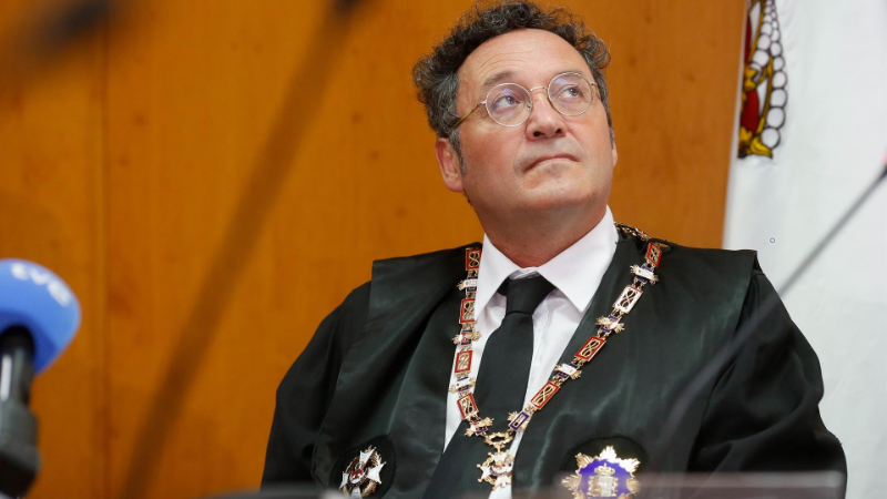 A UCO informa o xuíz de que Google e WhatsApp conservarán os datos do fiscal xeral