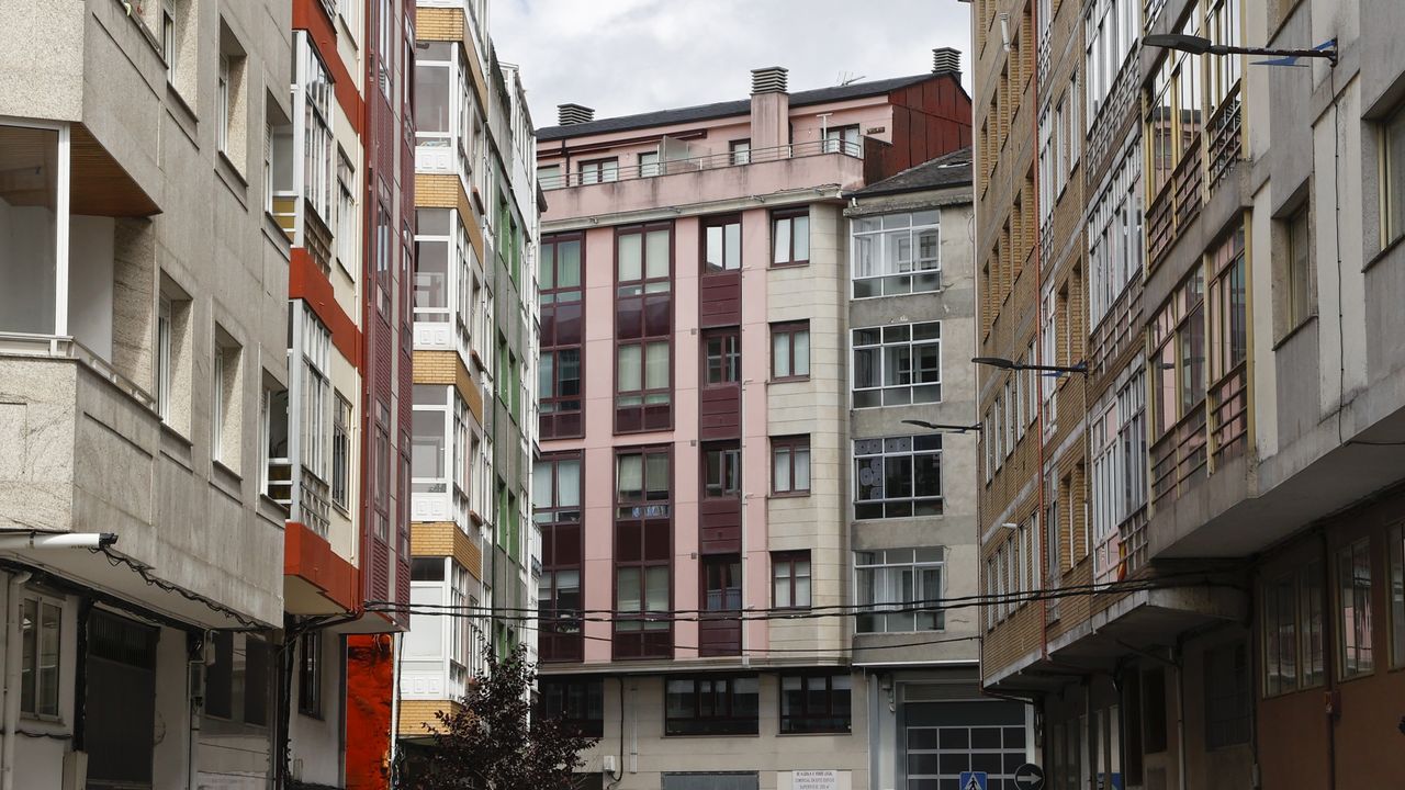 Desaloxan a unha okupa en Lugo que pedía 4.000 euros para irse e que levaba máis dun ano sen pagar