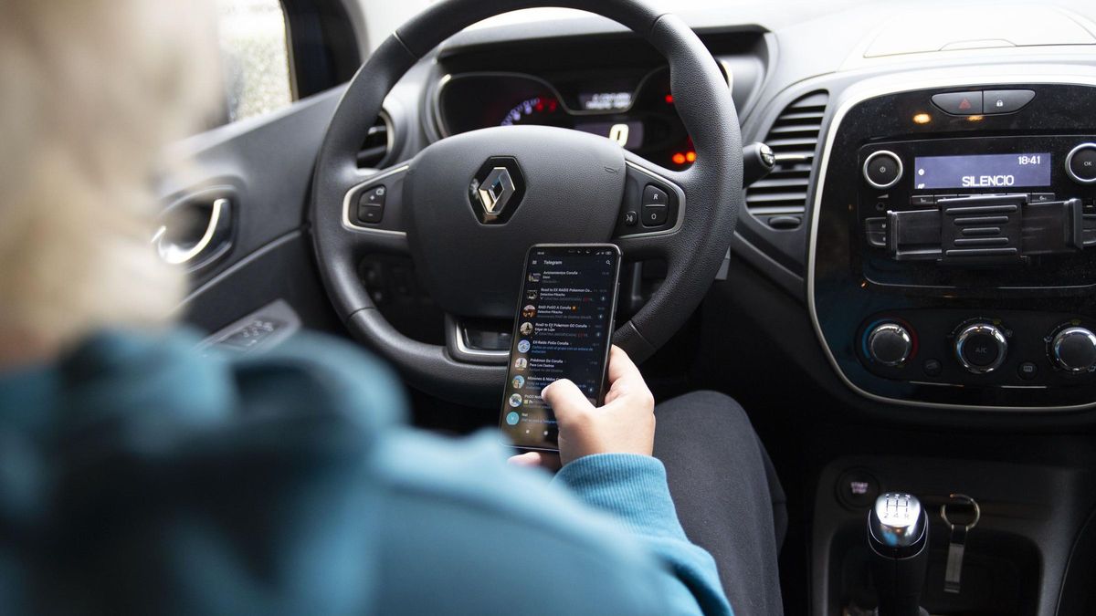 Os galegos distráense ‘’ máis ao volante: suman un 21% máis de multas que o resto de España