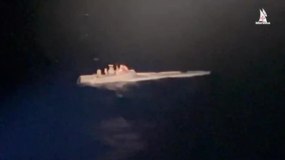 Así foi a abordaxe policial en mar aberto a un narcosubmarino con 1,7 toneladas de cocaína