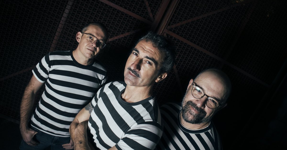 "É curioso que a explosión da música en galego se dea cando as cifras de falantes son desastrosas"