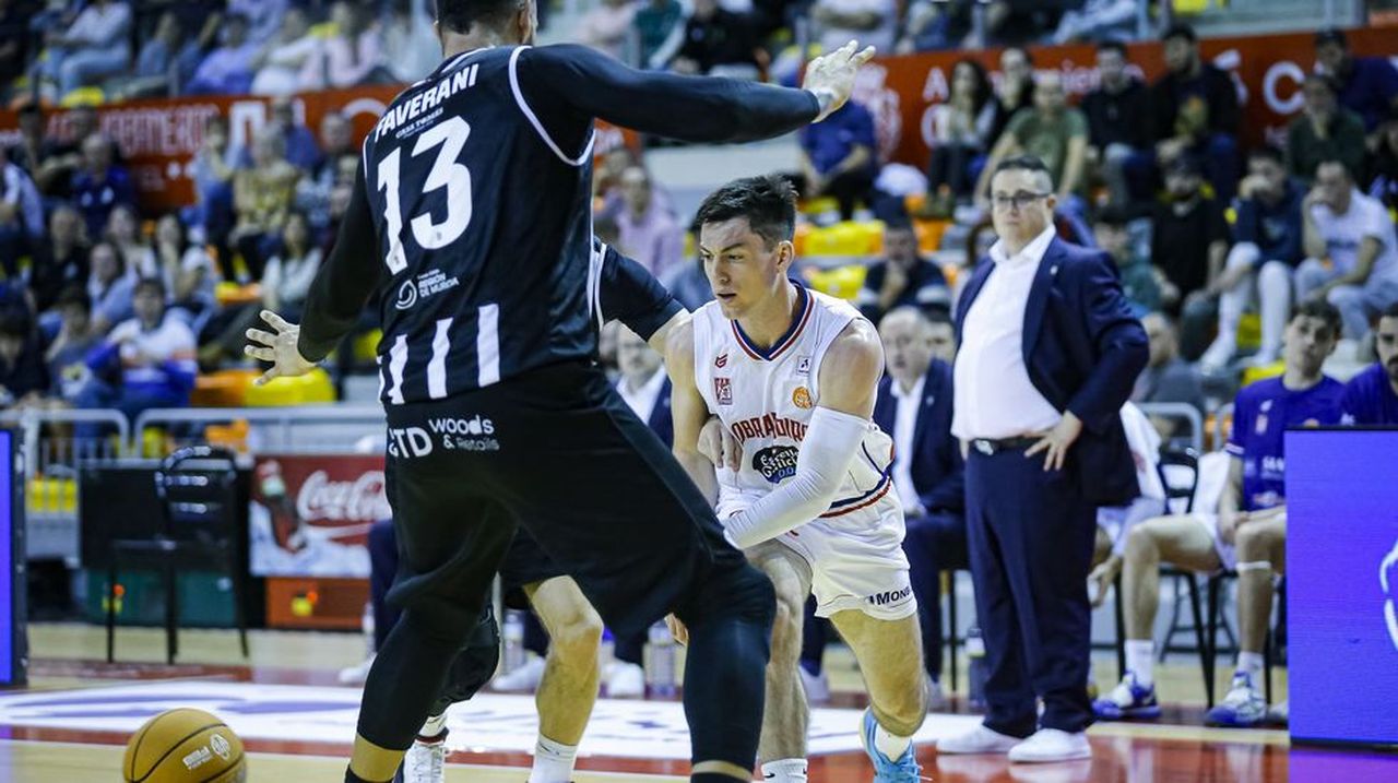 O Obradoiro esnaquiza ao Cartaxena e sentenza ao rival no primeiro cuarto