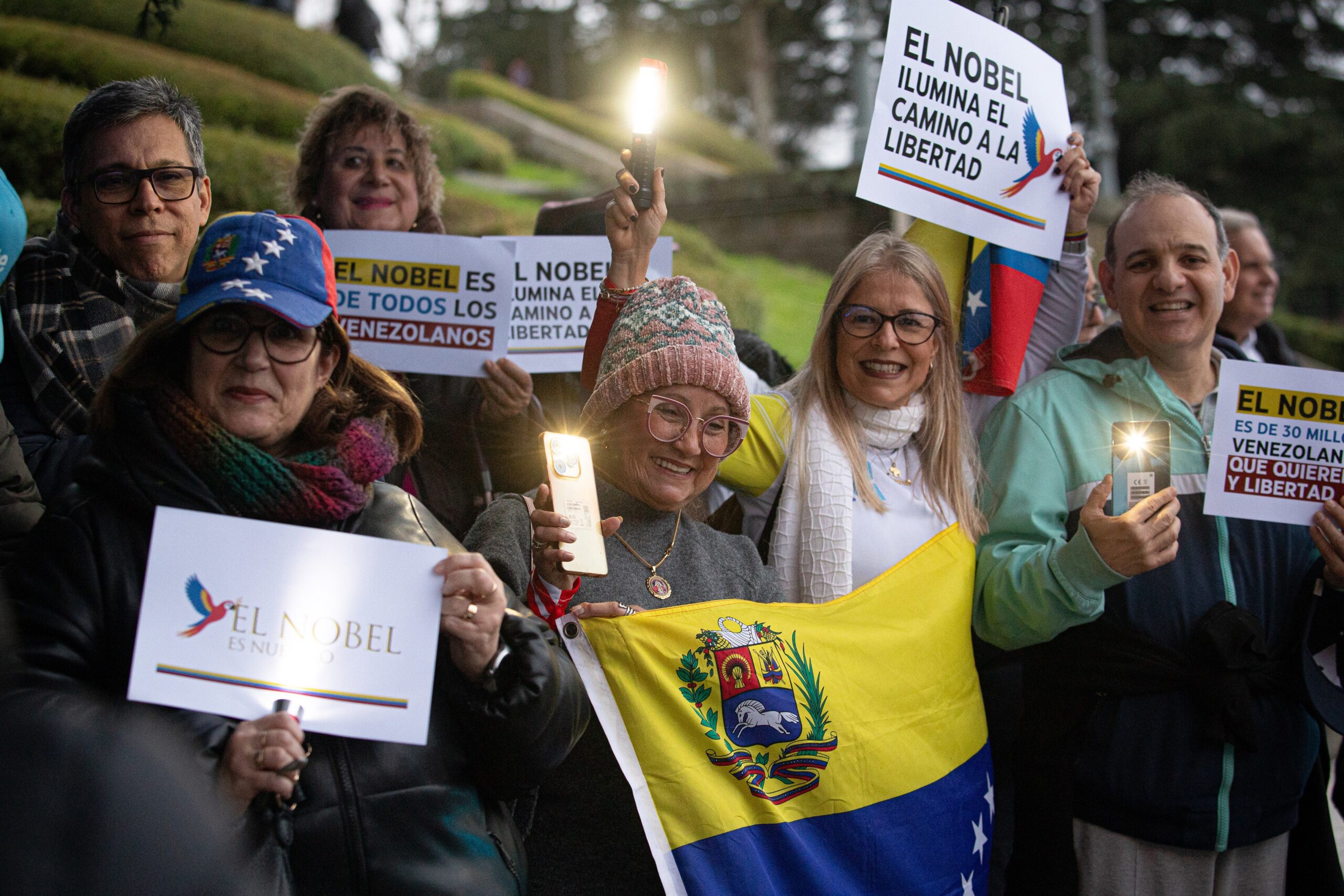 A comunidade venezolana de Vigo mobilízase en solidariedade con María Corina Machado e contra a “narcotiranía” de Maduro